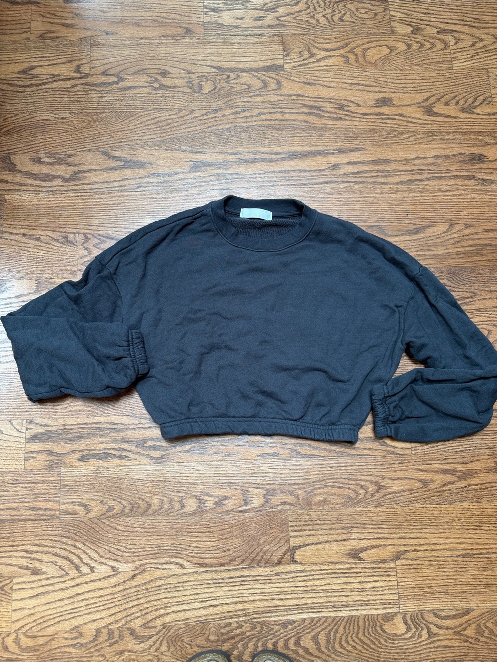 Spiritual Gangster Cropped Washed Black Crewneck Sweatshirt Size XS